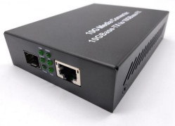 10G Unmanaged Media Converter with SFP+ &amp; RJ45 port