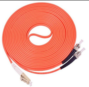 SM/OM1-OM5 Fiber Type LC-ST UPC/ APC Simplex/Duplex Fiber Optic Patch Cord for Networks ≤0.3dB Insertion Loss