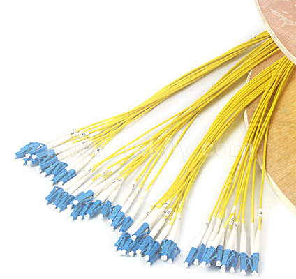48-Core LC-LC Pre-terminated Breakout Patch Cord – High-Density, Custom Breakout Configurations (Bare Fiber / 0.9mm / 2.0mm / 3.0mm), for Data Center & Indoor/Outdoor Applications