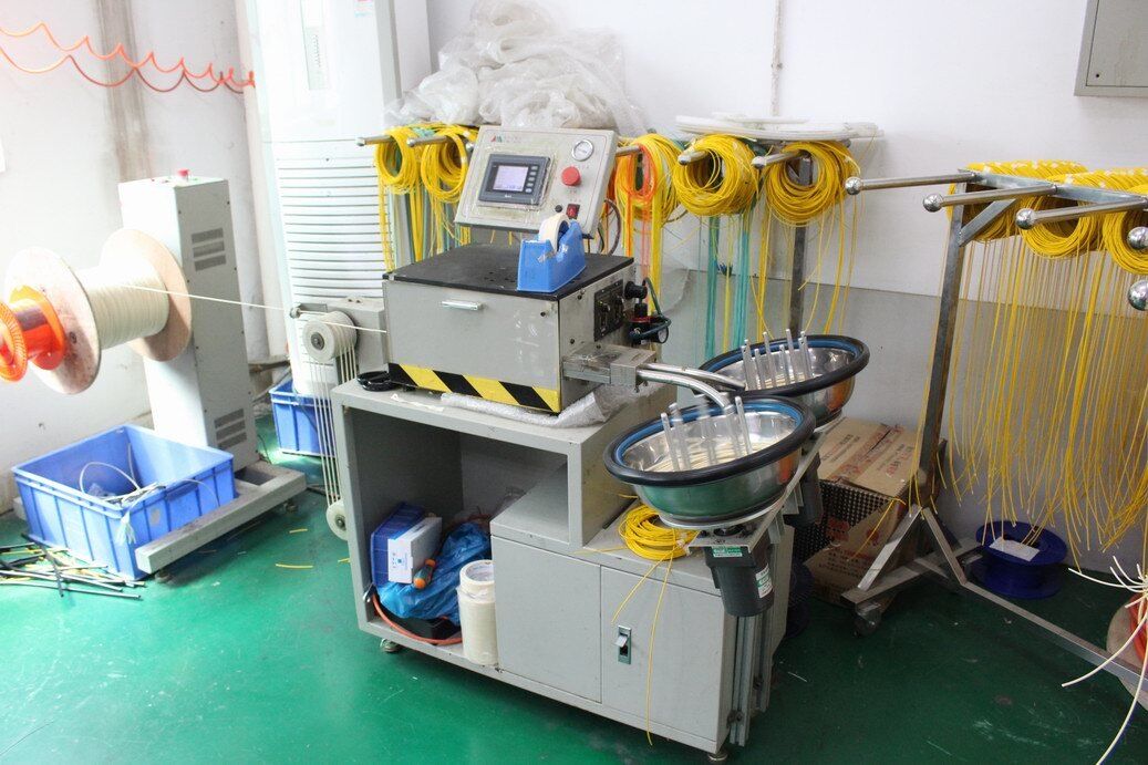 SC/APC-SC/APC Simplex Patch Cord with Low Insertion Loss High Reflection Loss and Customized Length